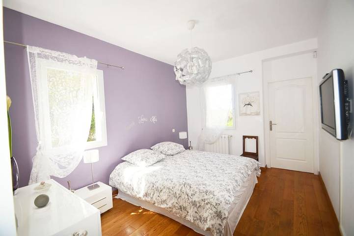 Location de vacances pour 9 personnes, avec terrasse et jardin à Saint-Drézéry - 3