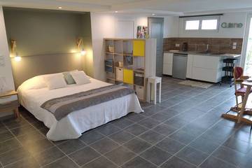 Gîte pour 4 personnes, avec jardin et terrasse dans Lac de la Cavayère