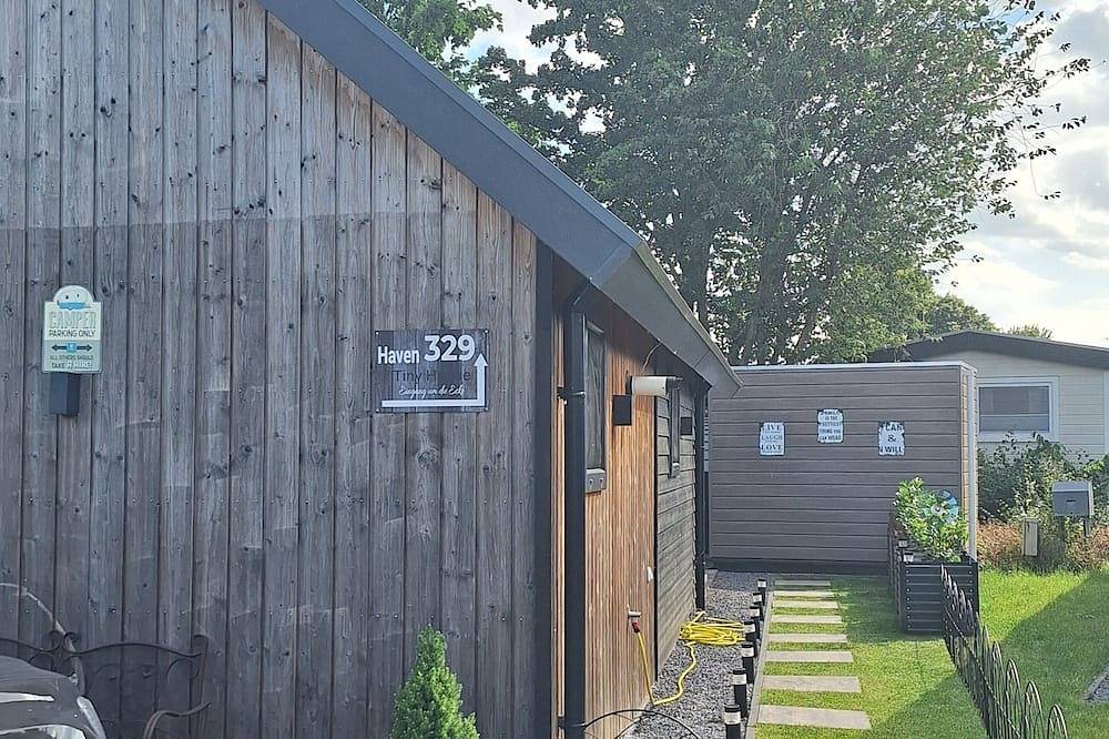 Tinyhouse / Chalet im Ferienpark Rhederlaagse Meren in Nl-Lathum am See in IJssel