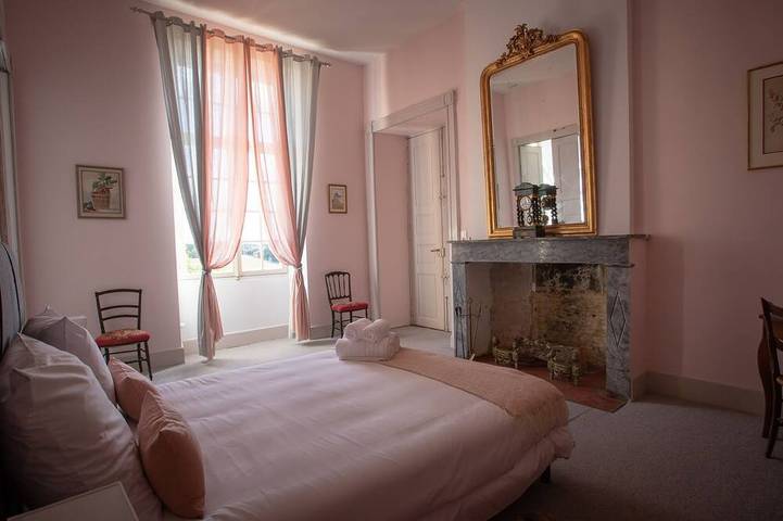 Château pour 15 personnes, avec jardin dans le Gers - 4