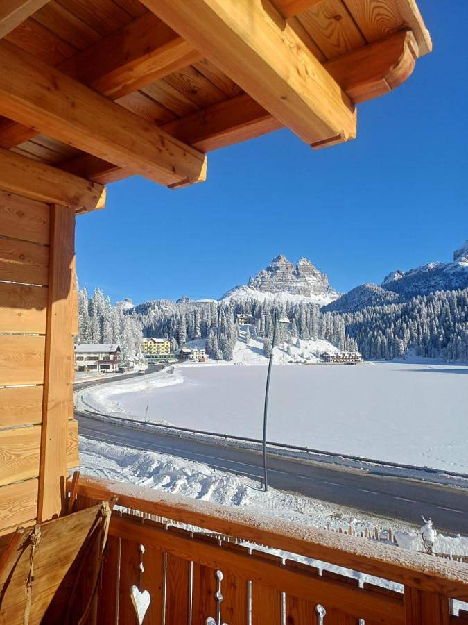 Location de vacances pour 4 personnes, avec vue et vue sur le lac ainsi que sauna et jardin dans Misurina - 2