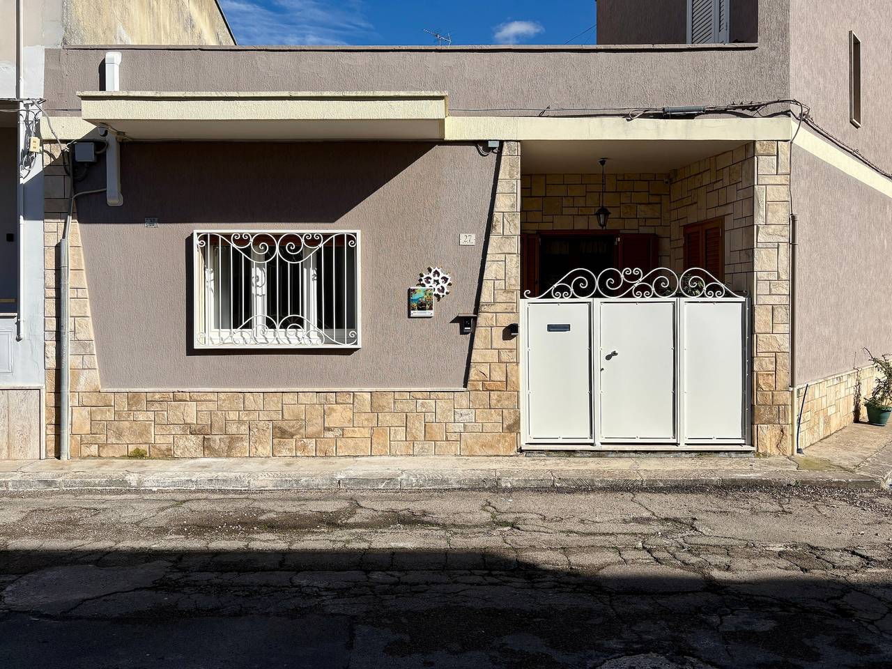 Entire apartment, Apartment 'Casa Degli Zii' with Private Garden, Wi-Fi and Air Conditioning in Trepuzzi, Lecce Province