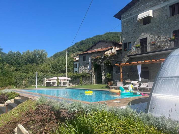 Appartamento vacanze per 4 persone, con piscina e giardino, con animali domestici - 1