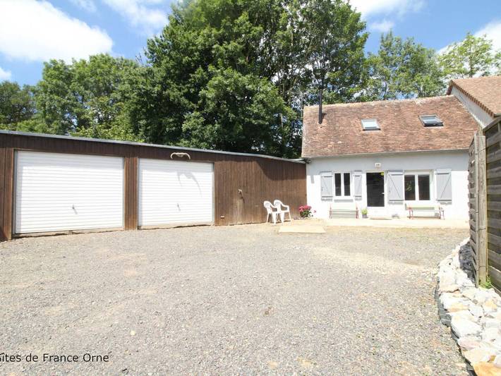 Gîte pour 8 personnes, avec jardin, animaux acceptés dans Radon