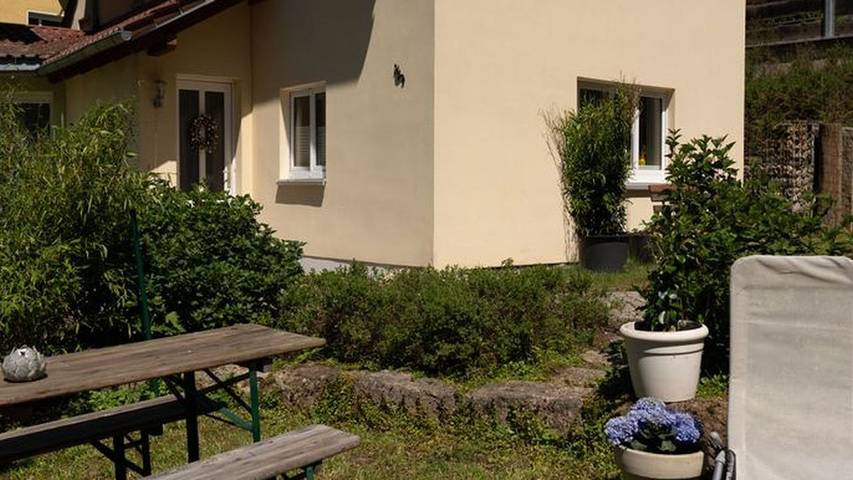 Ferienhaus für 6 Personen, mit Garten, kinderfreundlich in Görlitz