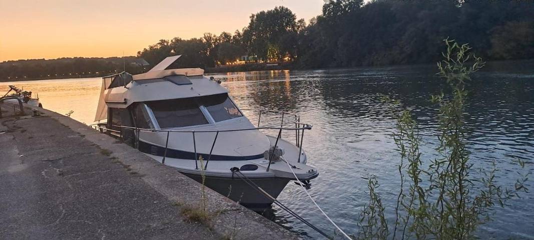 Bateau pour 4 personnes, avec Terrasse et Vue en Provence-Alpes-Côte d'Azur - 2