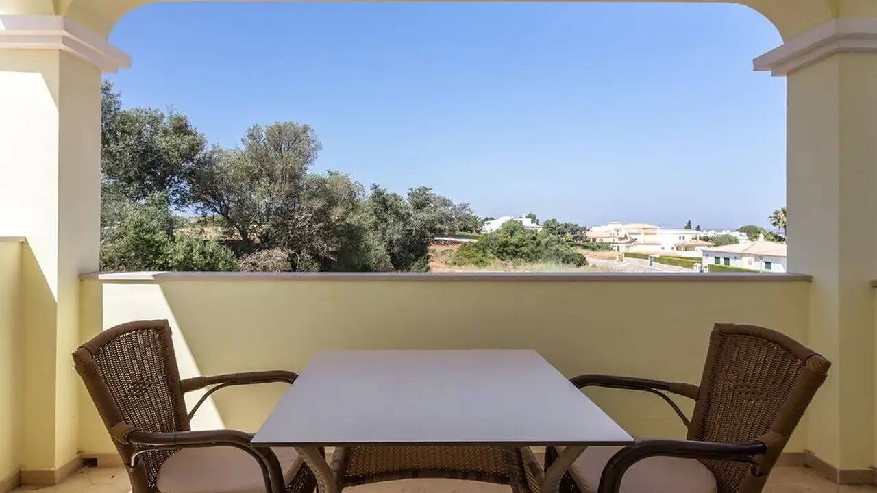 Villa for 10 people with balcony in Montes de Alvor, Alvor