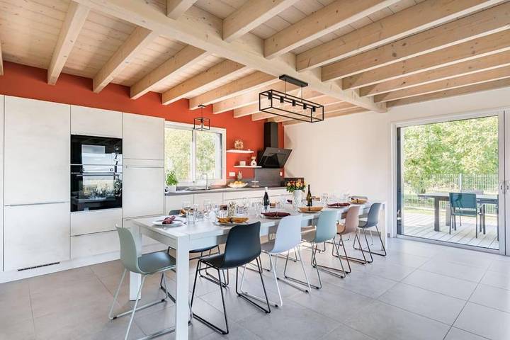 Location de vacances pour 12 personnes, avec jardin et vue à Jongieux - 2