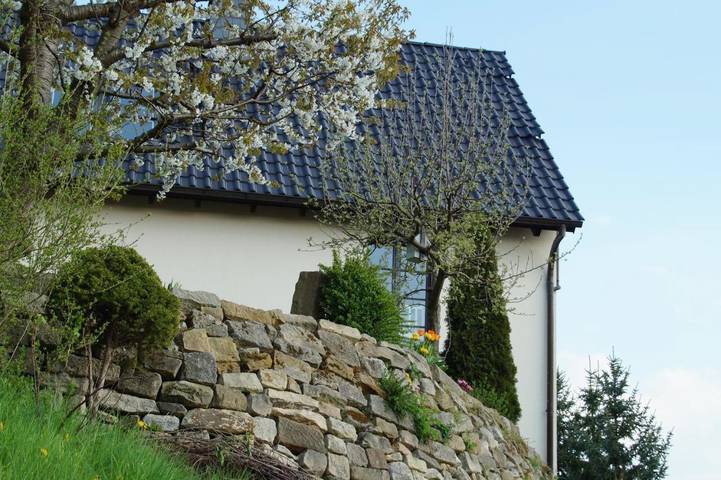 Ferienwohnung für 2 Personen, mit Ausblick und Garten in Freital - 2