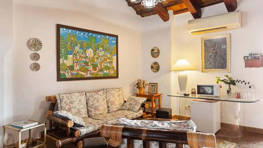 Casa rural para 7 personas, con jardín y piscina en La Cava
