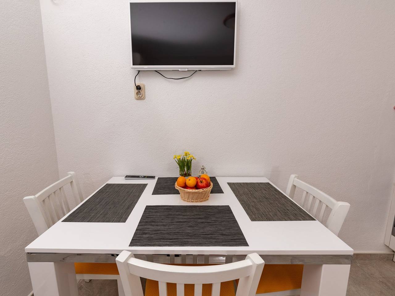 Ganze Wohnung, Apartments Magdalena - Apartment with Sea View and Terrace (A3) in Bol, Brac