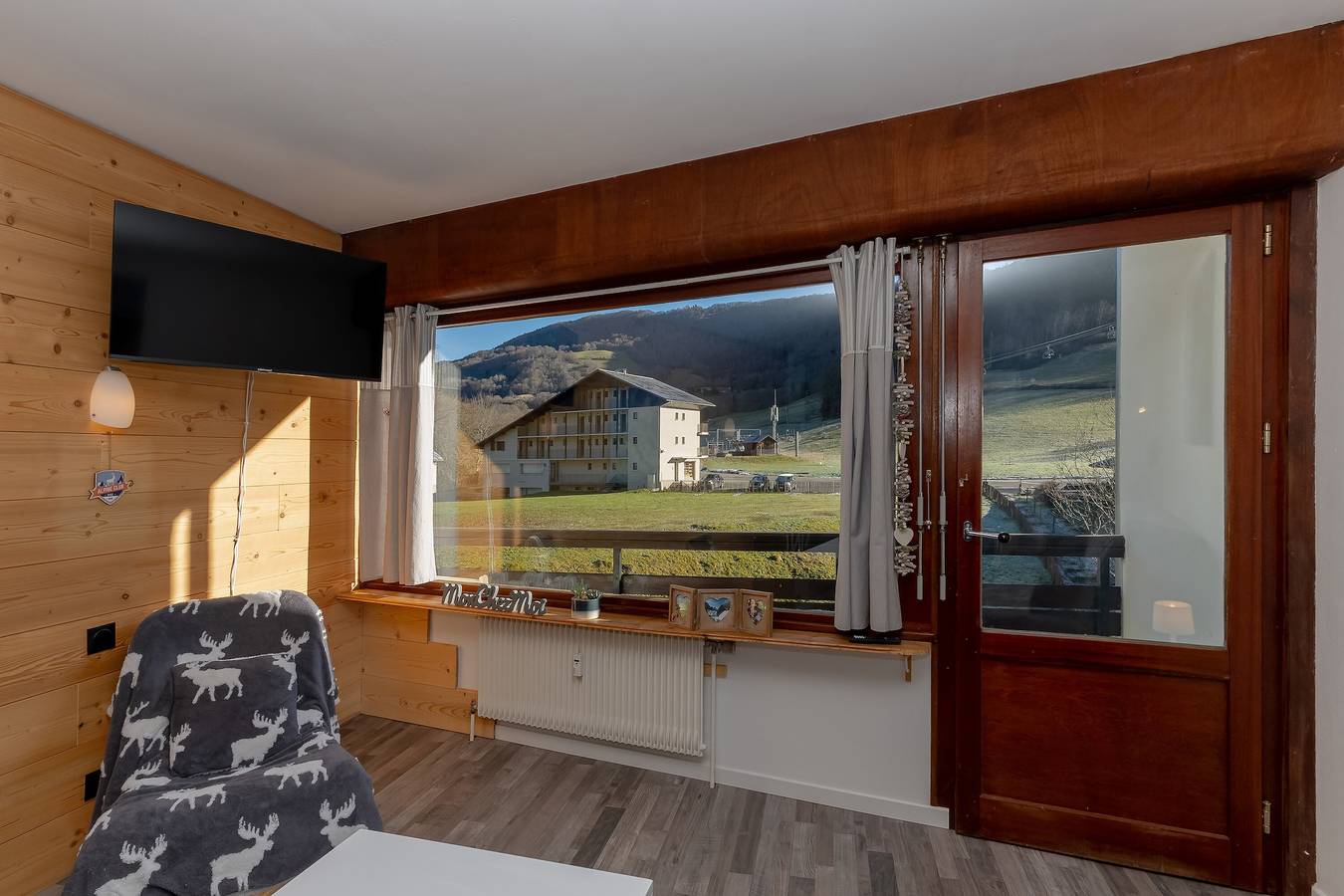 Estudio entero, Apartamento 'L'Alt-Aillon' con vistas a la montaña y balcón in Aillon-le-Jeune, Chambéry region