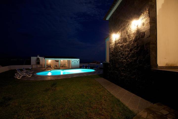Ferienhaus für 2 Personen, mit Balkon und Terrasse sowie Garten und Pool auf Pico (Azoren) - 3