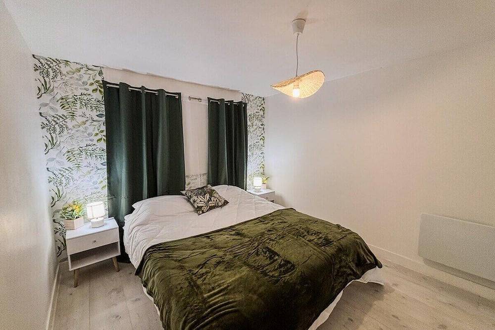 Apartamento entero, Nice T2 with wifi and Netflix near the golf course in Bellême, Parc naturel régional du Perche