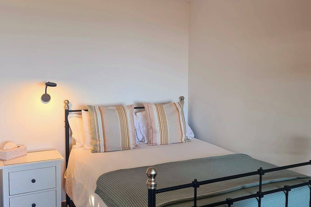 Apartamento entero, Montseny Natural Park Forest Studio with spectacular valley and coastal views in San Pedro de Vilamajor, Interior de Barcelona