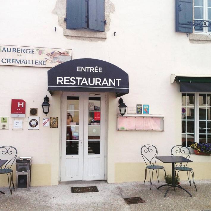 Hôtel pour 3 personnes, avec Terrasse ainsi que Jardin et Vue à Villandraut