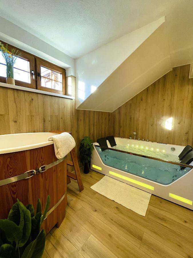Chalet para 10 personas, con vistas además de jardín y sauna, Se admiten mascotas - 1
