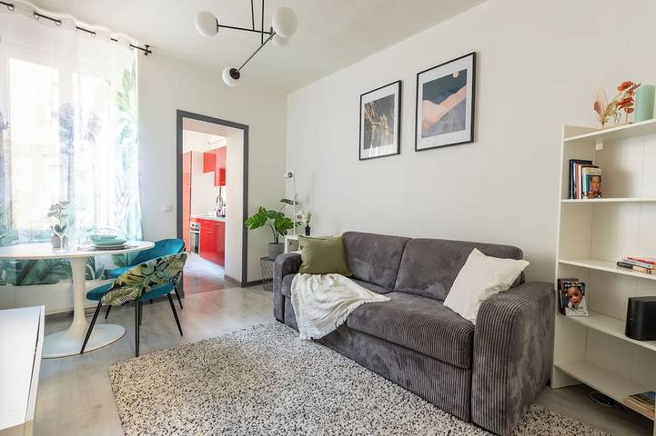 Appartement entier, Cozy appartment-Centre ville Place d'Erlon- 5min Gare Centre - 2min Tram in Reims, Marne