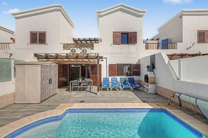Ferienhaus "Villa Mariesa" mit privatem Pool & WLAN in Playa Blanca, Yaiza