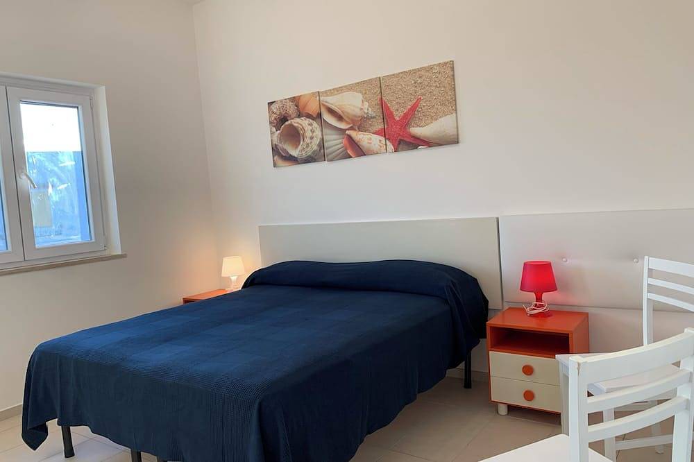 💖 Villa Maty, private resort 500mt from beach, swim pool 💖, Wifi, Netflix. in Porto Badino, Terracina
