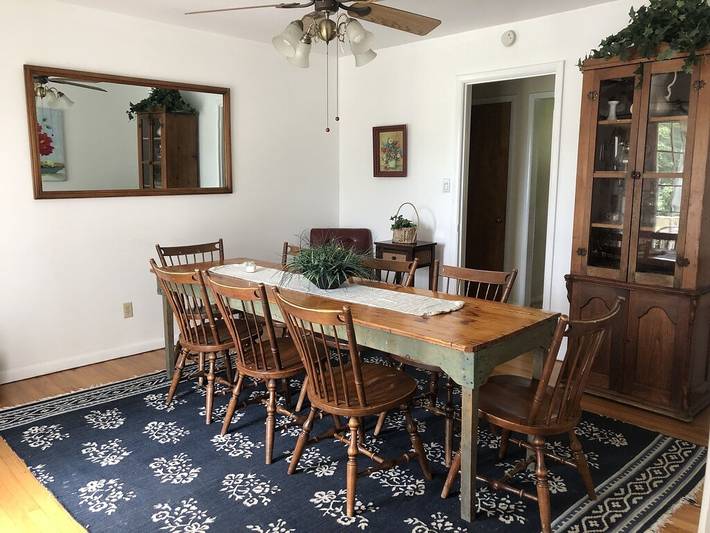 Vacation rental for 20 people, with yard in Finger Lakes