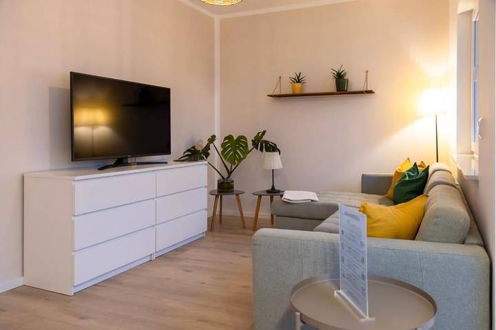 Ferienwohnung für 3 Personen, mit Terrasse und Garten in Oranienburg