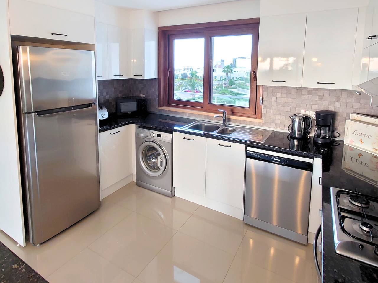 Hel lejlighed, Penthouse Apartment with Stunning Sea and Mountain Views in Nordcypern