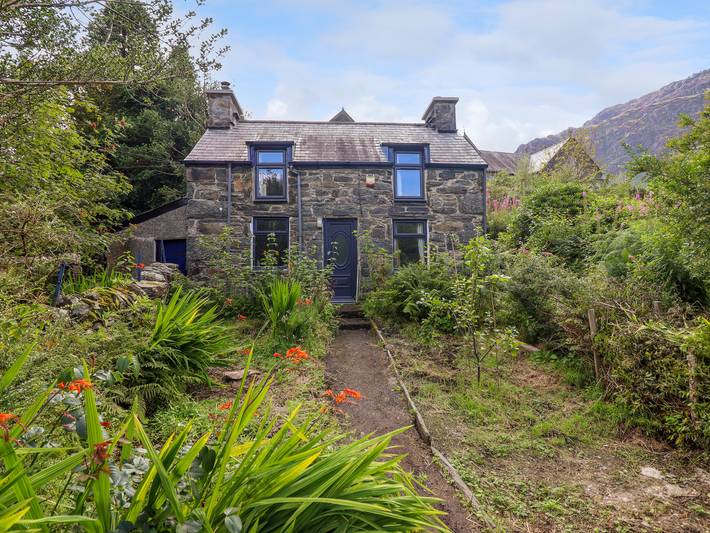 Cottage for 4 people, with Garden in Blaenau Ffestiniog