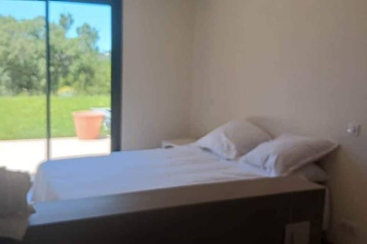 Villa pour 4 personnes, avec piscine et jardin - 1
