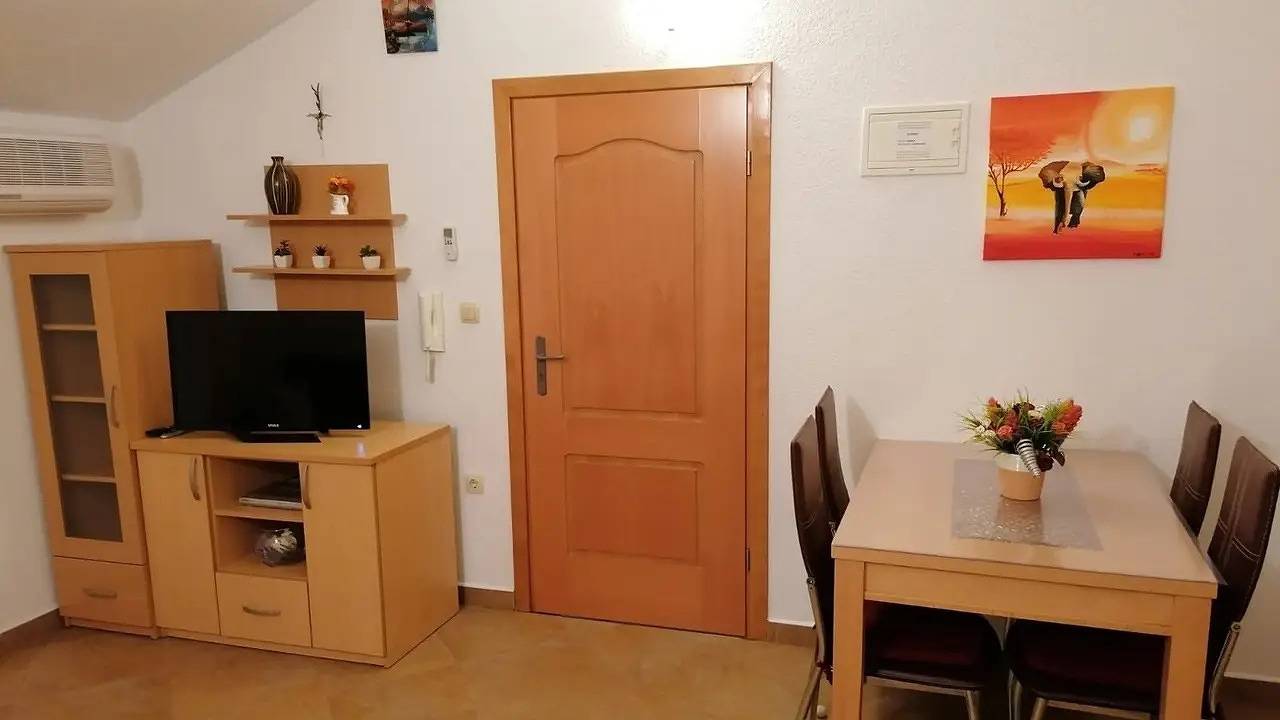 Ganze Ferienwohnung, Ferienwohnung für 5 Personen (35 m²) in Zablaće in Sibenik, Šibenik-Knin