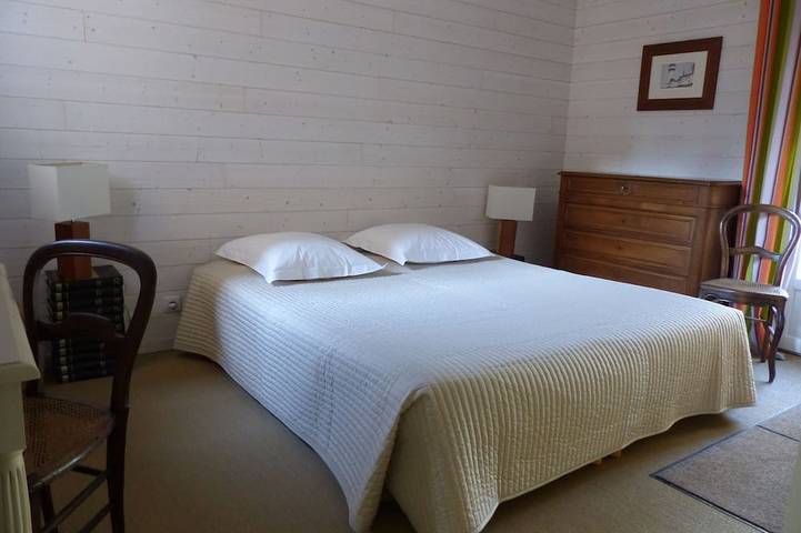 Location de vacances pour 4 personnes, avec balcon dans Plage Du Port Meleu Prefailles - 2