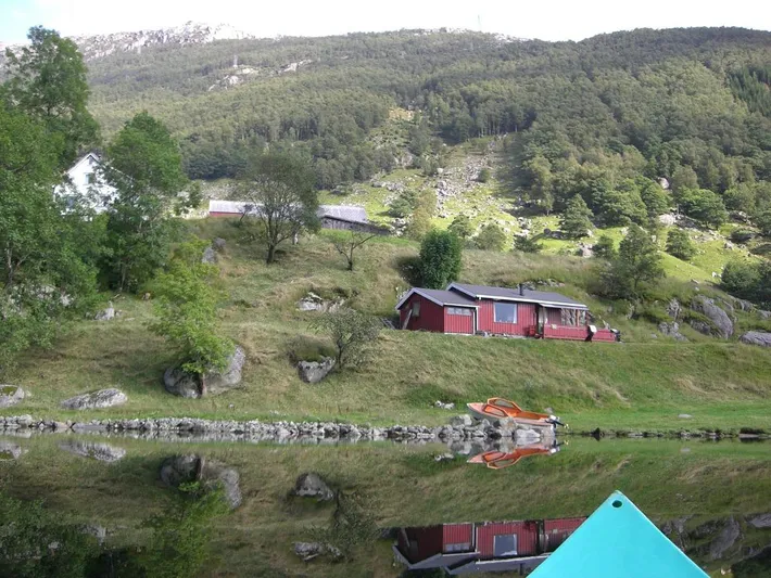 Lodge für 8 Personen, mit Seeblick und Garten sowie Ausblick und Sauna - 1