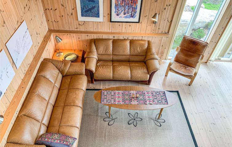 Ferienhaus für 10 Personen mit Terrasse in Åmli