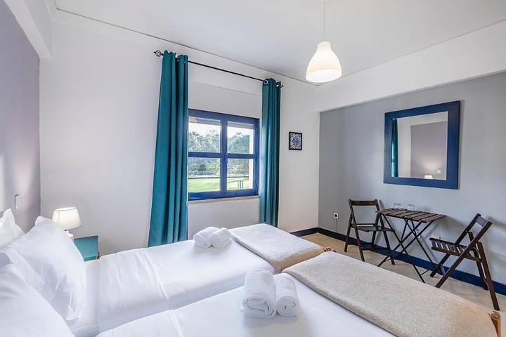 Location de vacances pour 4 personnes, avec piscine et jardin à Ovar - 4