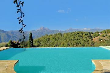 Gîte pour 7 personnes, avec terrasse et jardin, animaux acceptés à Barga