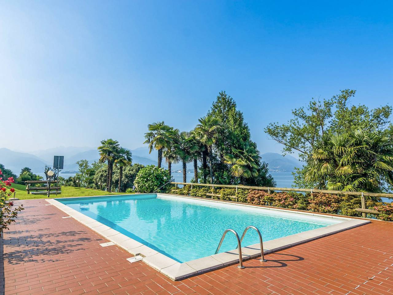 Hel leilighet, Ferieleilighet for 6 personer med terrasse in Stresa, Comune di Stresa