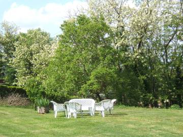Gîte pour 2 personnes, avec piscine et jardin à Labruguière