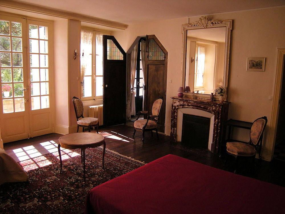 Chambres d'hôtes Champlemy - Chambre Nièvre in Champlemy, Nièvre