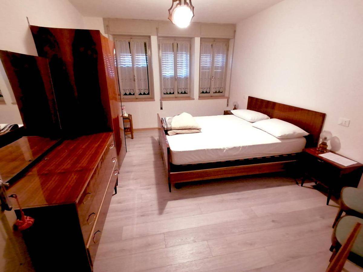 Apartamento inteiro, Two-Bedroom Apartment in Roana, Vicenza (província)