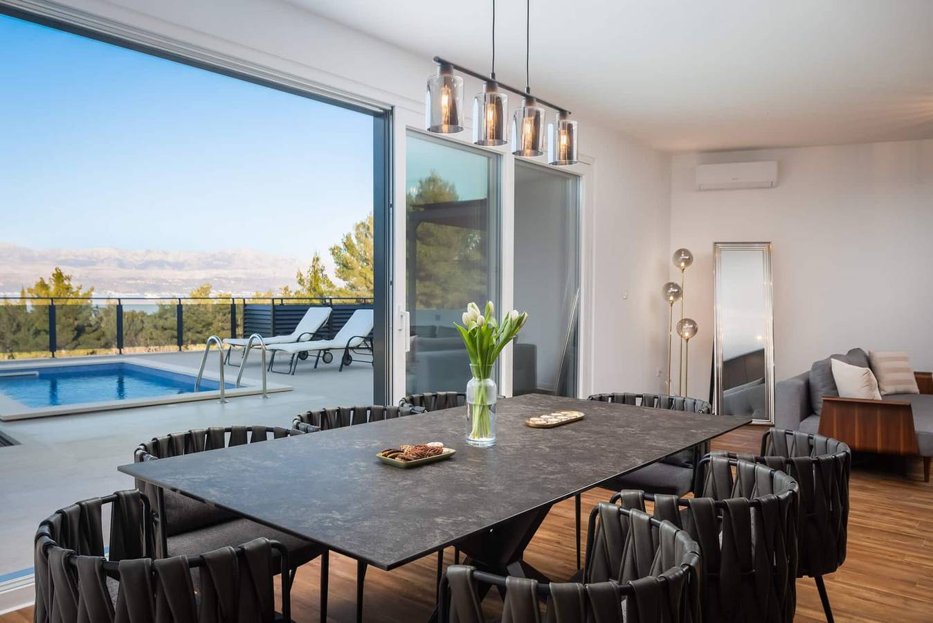 Villa Golden Ananas, 45 m2 headet pool, sea view in Sutivan, Brac