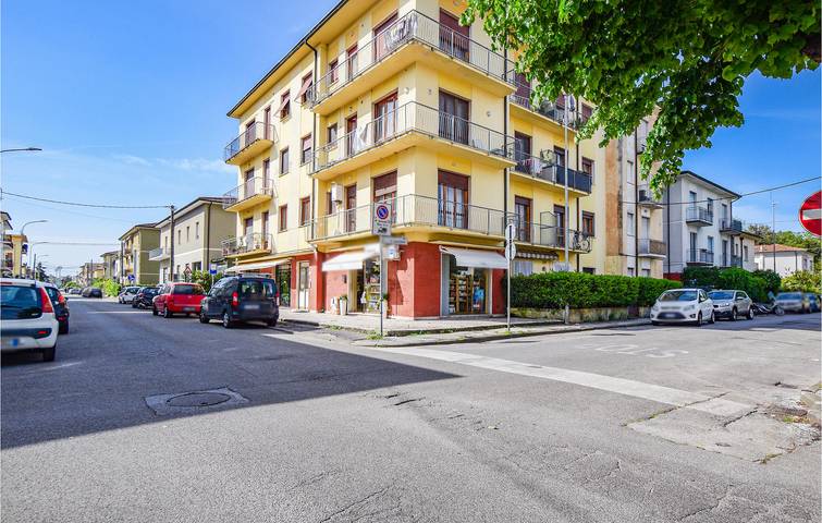 Appartamento vacanze per 6 persone, con Terrazza a Viareggio