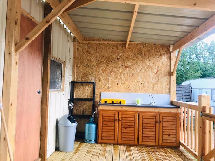 Camping pour 4 personnes, avec terrasse et jardin dans Portiragnes Plage - 3