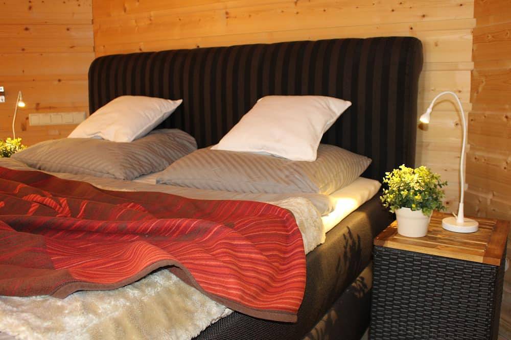 Ganze Wohnung, Luxus Apartment Mondschein 180qm am Berliner See - Sauna - 4 Bäder - Kanus frei in Woltersdorf, Region Oder - Spree