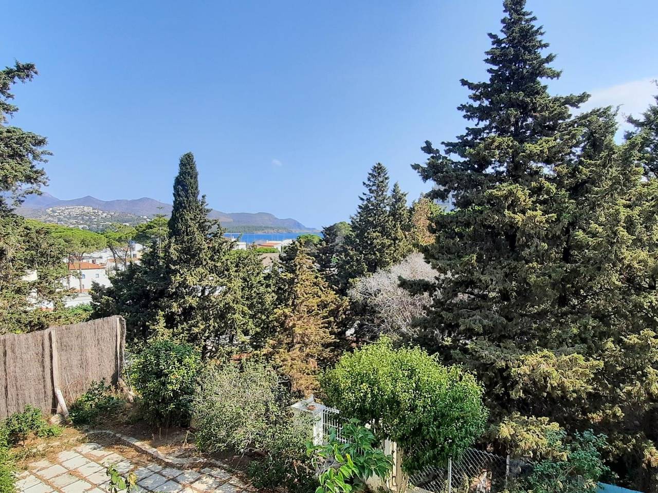 Maison calme avec jardin, 4 chambres, proche plage à Llançà in Llançà, Haut-Ampurdan