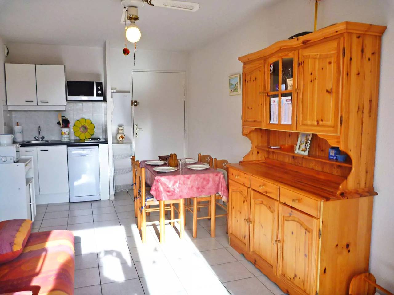 Entire apartment, Residence with swimming pool, close beach and all amenities in Marseillan, Côte d'Améthyste