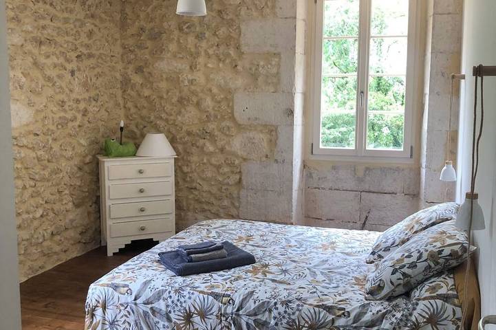 Location de vacances pour 4 personnes, avec terrasse ainsi que jardin et jacuzzi, animaux acceptés à Grignols - 3