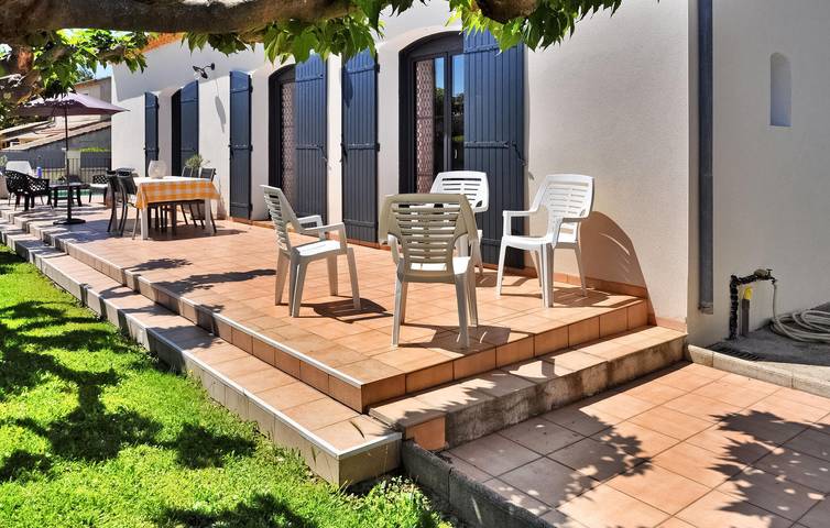 200qm Wohnung mit Pool, Parkplatz und Internet, nahe Rognonas in Rognonas, Arles und Umgebung
