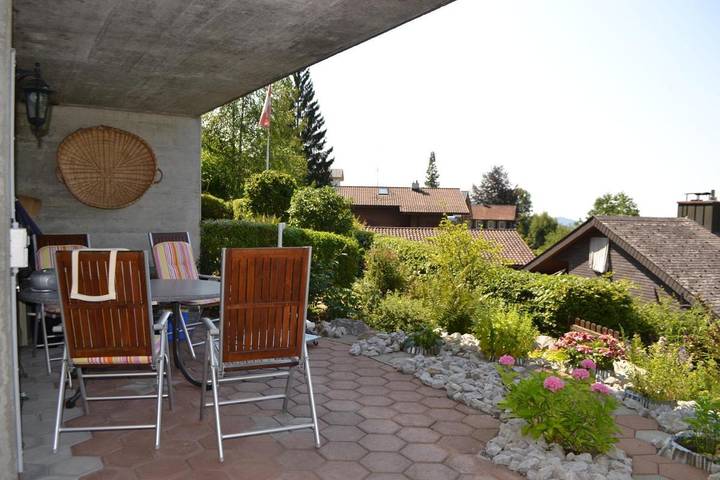 Apartamento entero, Apartamento vacacional de dos habitaciones con jardín para 2-4 personas en Emmetten in Klewenalp-Stockhütte, Emmetten