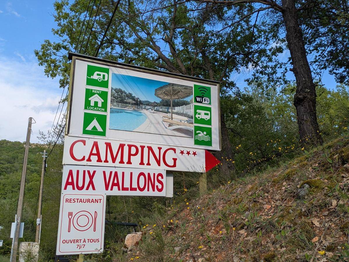 Camping Près du Lac de Sainte Croix in Bauduen, Brignoles region