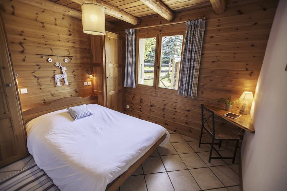 Magnifique chalet avec jacuzzi et vue sur la montage à Serre Chevalier in Saint-Chaffrey, Serre Chevalier